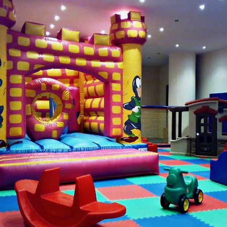 Alexander Beach Hotel & Spa Alexandroupoli Exterior photo An indoor play area