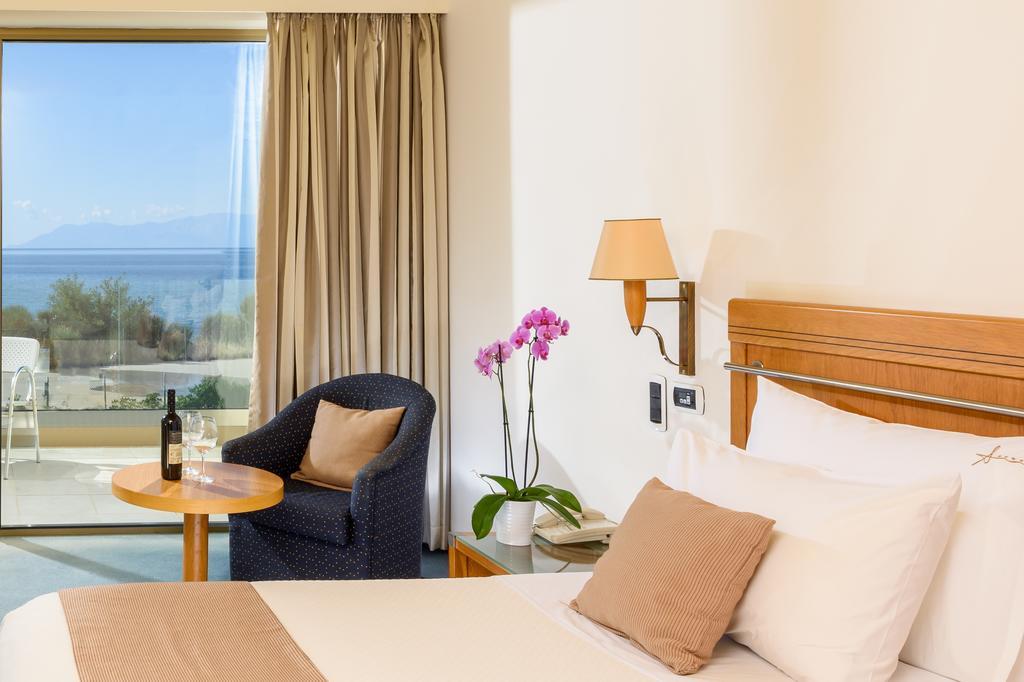 Alexander Beach Hotel & Spa Alexandroupoli Exterior photo A room at the hotel