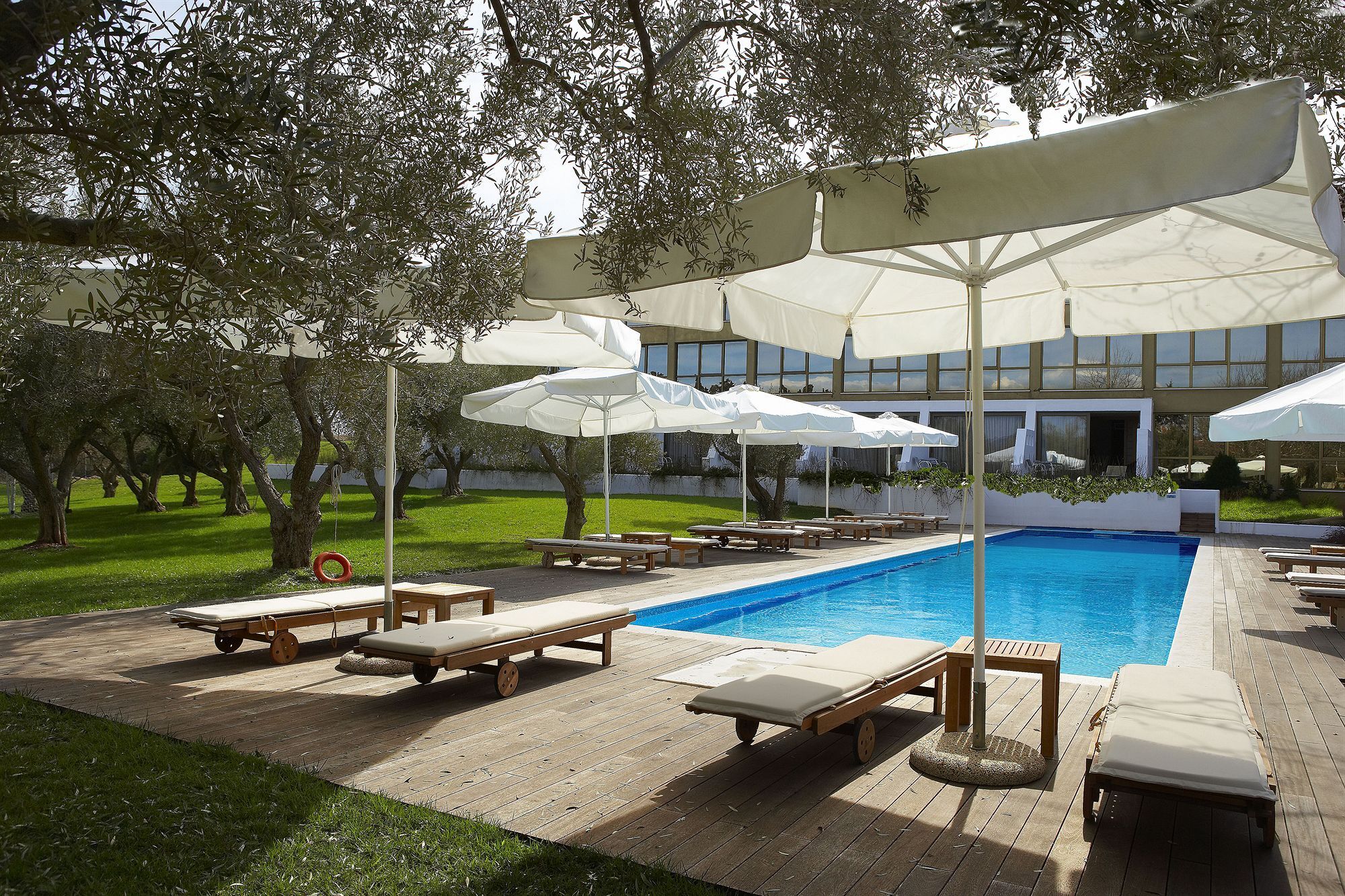 Alexander Beach Hotel & Spa Alexandroupoli Exterior photo The pool at the hotel