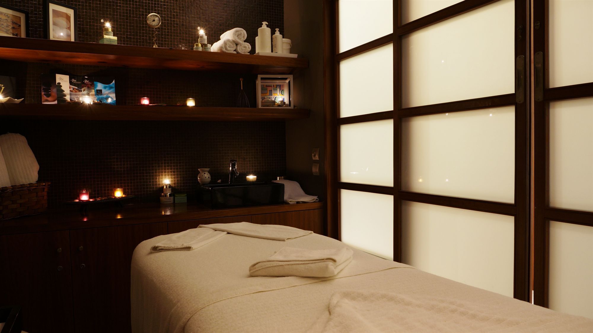 Alexander Beach Hotel & Spa Alexandroupoli Exterior photo A treatment room at a spa
